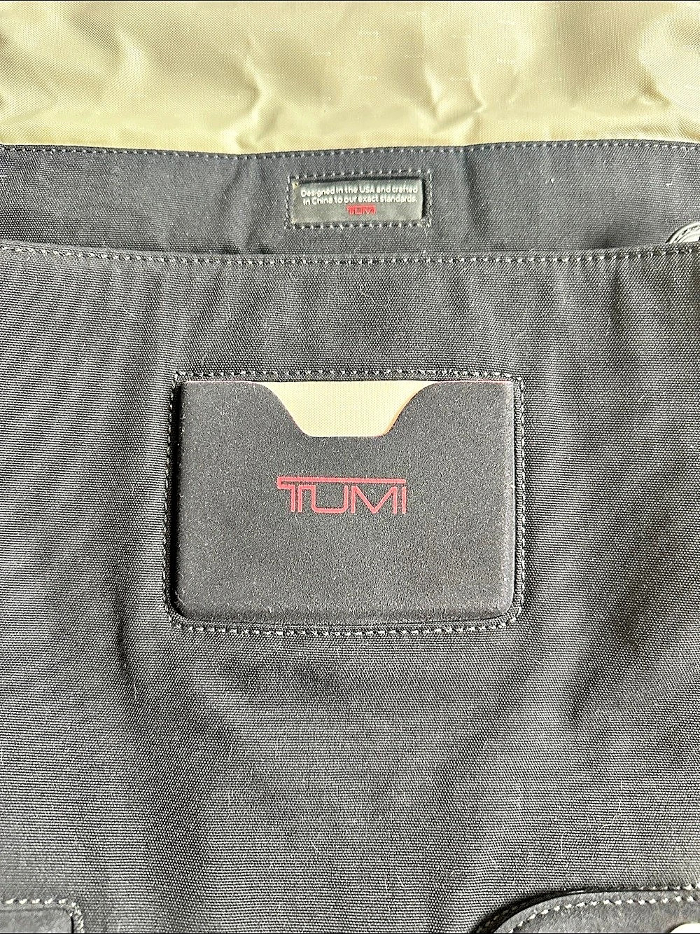 TUMI T-Tech Messenger Bag Black Crossbody Bag - Picture 3 of 9